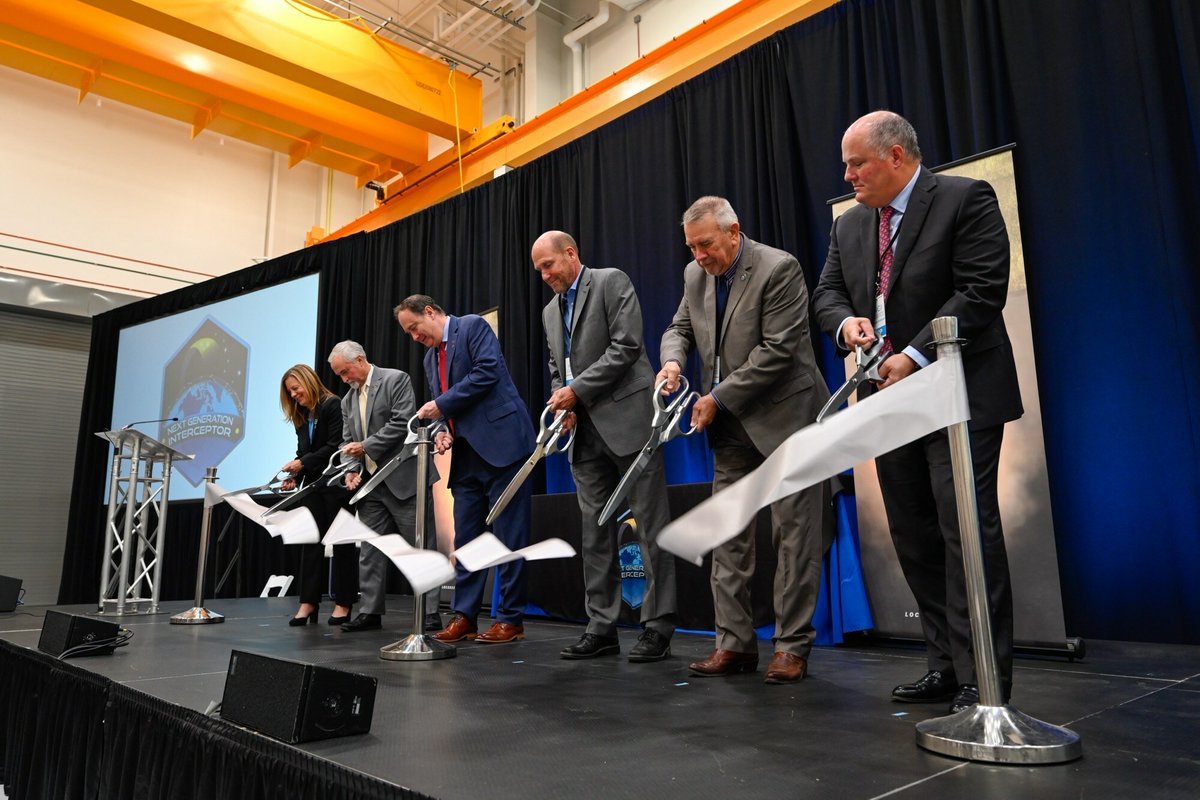 Last week, Lockheed Martin opened their brand new $16.5 million Missile System Integration Lab (MSIL) in Huntsville! They plan to develop and test a Next Generation Interceptor (NGI) with the help of this new facility. #ASmartPlace 

Read more: news.lockheedmartin.com/2023-11-14-Loc…