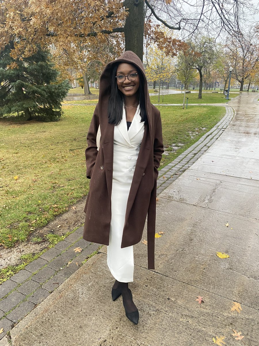 DammieAje's tweet photo. I completed my Master of Laws degree๐ง๐พโ๐ at @queensulaw with research in the intersection of International Investment Arbitration and Climate Change. It was an intense year filled with many unforgettable experiences. #queensGrad #kingston #queenslaw๐คญ๐๐พ https://t.co/MbodyF0uya