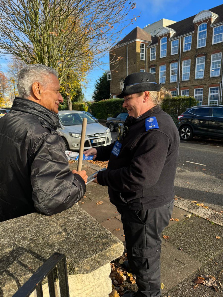 Today is the start of Vehicle crime Week initiative. NA STT have started working on Op Poethlyn targeting Stolen vehicles. We have given advice to residents of Enfield on how to keep their vehicles safe. We will be carrying on all week with #OpPoethlyn @MPSEnfield