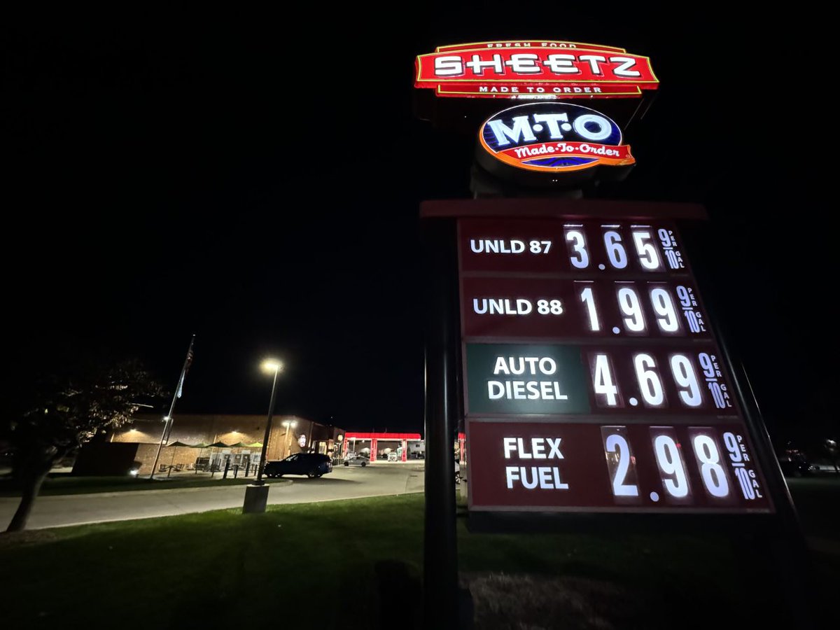 Sheetz dropping 88 gas price to $1.99 for Thanksgiving trib.al/31FXlz2