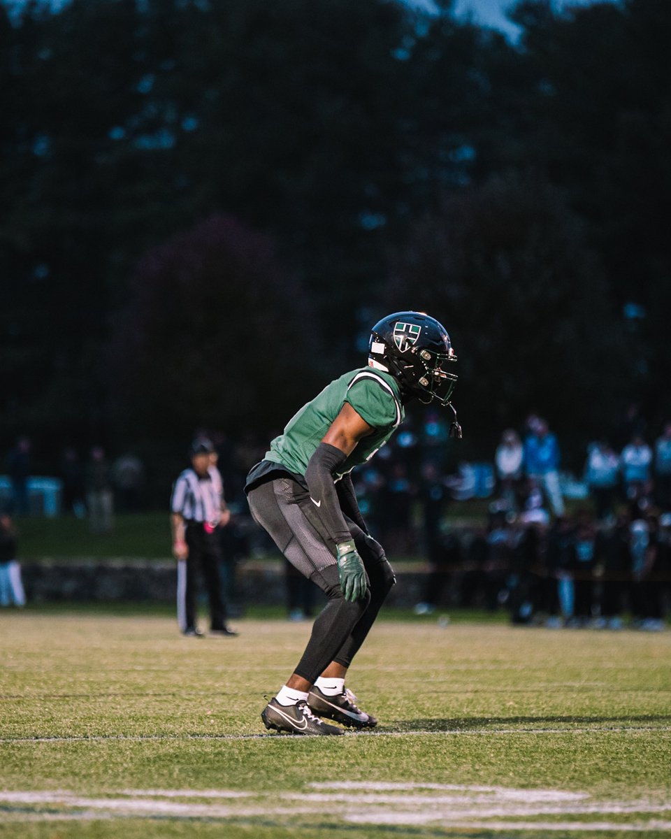 Exciting last year, love this team. Wouldn't want it any other way.
Senior Highlights-
hudl.com/v/2MbTF0