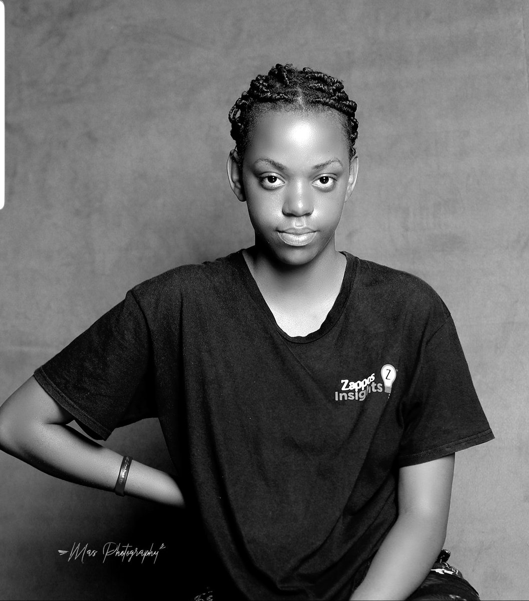 onozack's tweet image. They say beauty is not defined  by........ ❤😘🤣🤣 but regardless we move 😋😋 but I know some people won't retweet this...😥😥