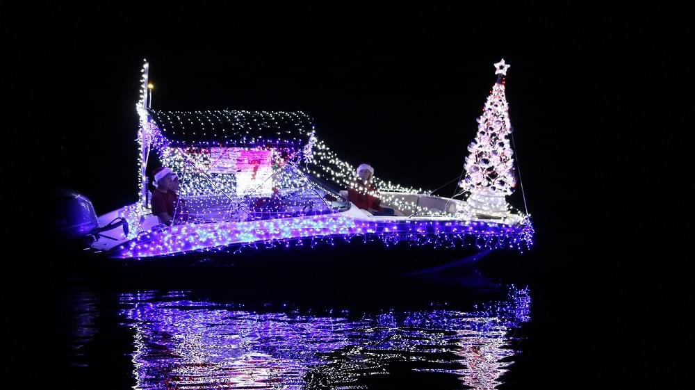 CityofVeniceFL's tweet photo. The annual Venice Christmas Boat Parade sets sail in the Intracoastal Waterway on the first Saturday in December!🚤✨⛵️✨🛥✨Starting signal is 6 p.m. Dec. 2. Get more info, including a parade route map, here: https://t.co/7GqY7tiU8m https://t.co/8jMjjSjzrg