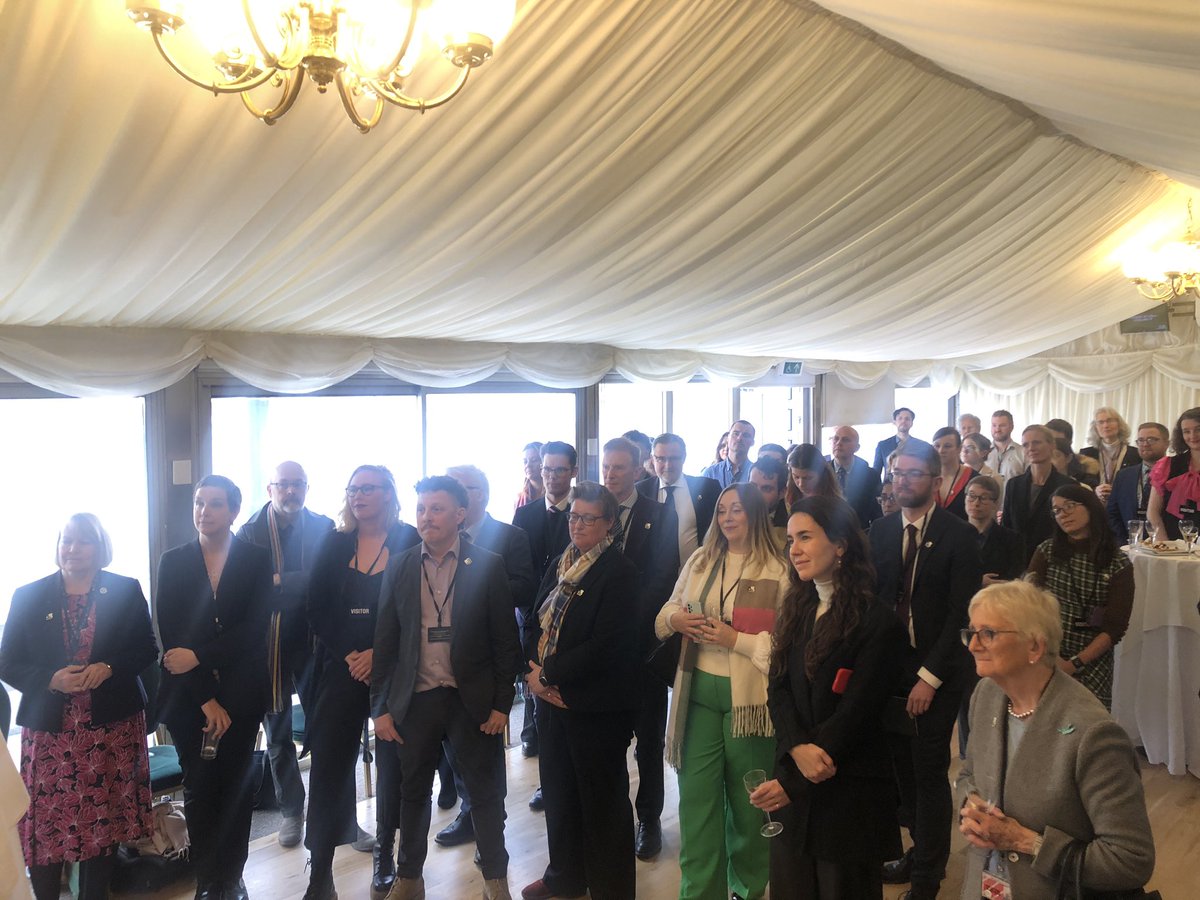 Thrilled to host our #PolarPride event in Parliament today. We had incredible speakers showcase the importance of inclusivity in polar research and the steps that have been taken through @PridePolar to celebrate the talent and diversity the of our #LGBTQIA+ friends and colleagues