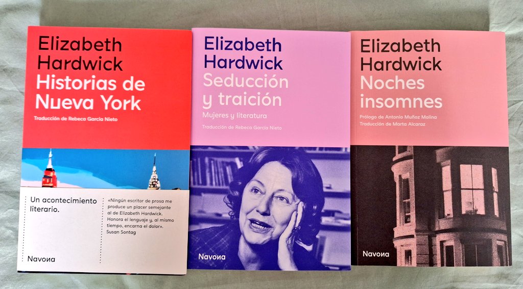 noeliaclasica's tweet photo. La editorial @NavonaEditorial se ha liado la manta a la cabeza con Elizabeth Hardwick. Con traducciones espléndidas de @gn_rebeca y Marta Alcaraz recibimos con alborozo estas joyas. Noches insomnes es un libro que da ganas de fumar;)El próximo viernes os cuento en @Juliaenlaonda https://t.co/KaPJ44iNoX