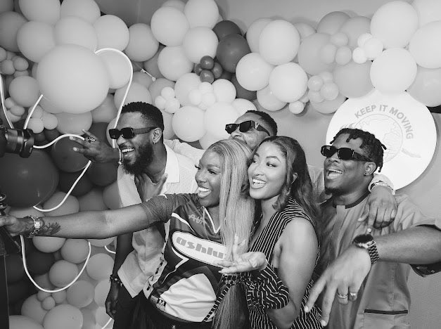 adekunleolopade's tweet photo. About Last Night π€πΎ
#KeepingItMoving https://t.co/faKNRgfZaq