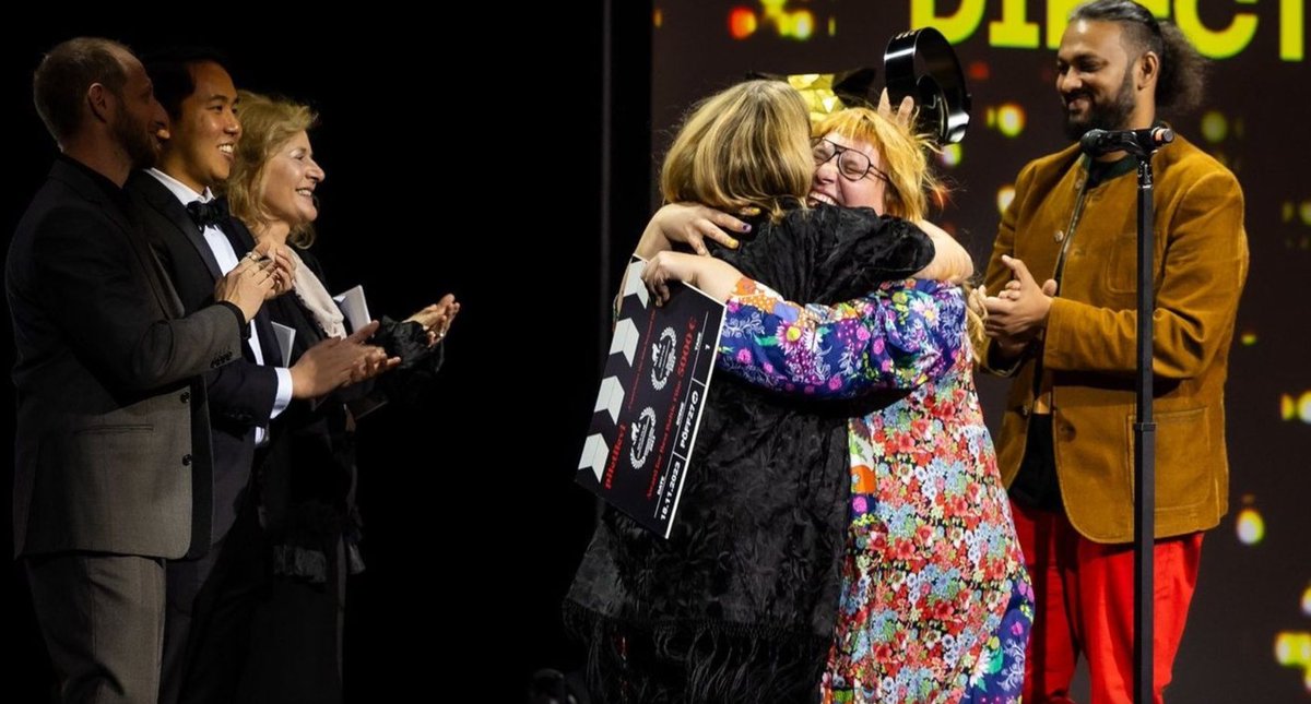 Neue_Visionen's tweet photo. SMOKE SAUNA SISTERHOOD hat beim @TallinnBNFF in der Kategorie "Best Baltic Film" gewonnen! 👏✨ Wir gratulieren dem gesamten Filmteam und k��nnen es kaum erwarten, dass dieser authentische Dokumentarfilm auch in den deutschen Kinos startet!

Ab 23.11. im Kino!

©PÖFF TallinnBNFF https://t.co/AyjZPEanLM