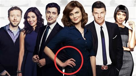 G11Sven's tweet photo. @Friedzel1 Reminds me of tv series '#Bones',
what have we been fooled.. Inverted couple too?

#OneEyes
#TriadClaw
#Silencing https://t.co/dfoqQ5MMC7