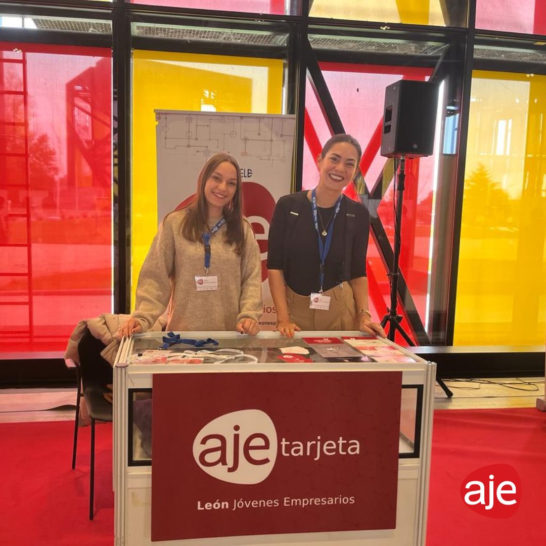 ¡El pasado sábado 18 de noviembre fue increíble en Expojoven León, la Feria del Asociacionismo Juvenil! 🌟 ¡Nos sentimos honrados de contar con la colaboración de talentosos jóvenes empresarios como <a href="/laudecor/">Lau Decor</a>, <a href="/cocinascjr/">CocinasCJR</a>, @_mipelletymas, <a href="/dabril/">David Abril Pérez</a> y muchos más! 🙌✨