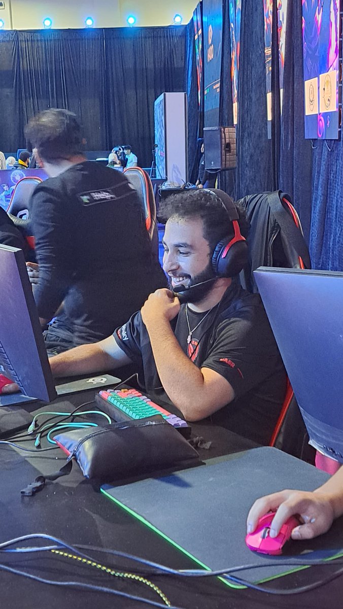 NasrEsports's tweet photo. TIME TO BRING IT HOME 🏆

#NASRisVictory #NASRValorant #VQConnecta https://t.co/tfFmuyXtPm