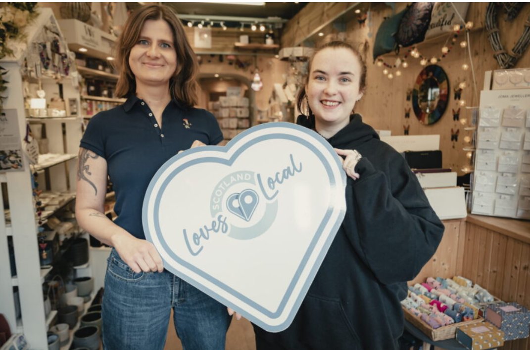 Shoppers across Scotland are being urged to #ChooseLocal this Black Friday and make it a bumper payday for businesses in their community 🔽

lovelocal.scot/dont-just-turn…

#ScotlandLovesLocal #BlackFriday #SupportLocal #ThinkLocalFirst #LocalBusiness