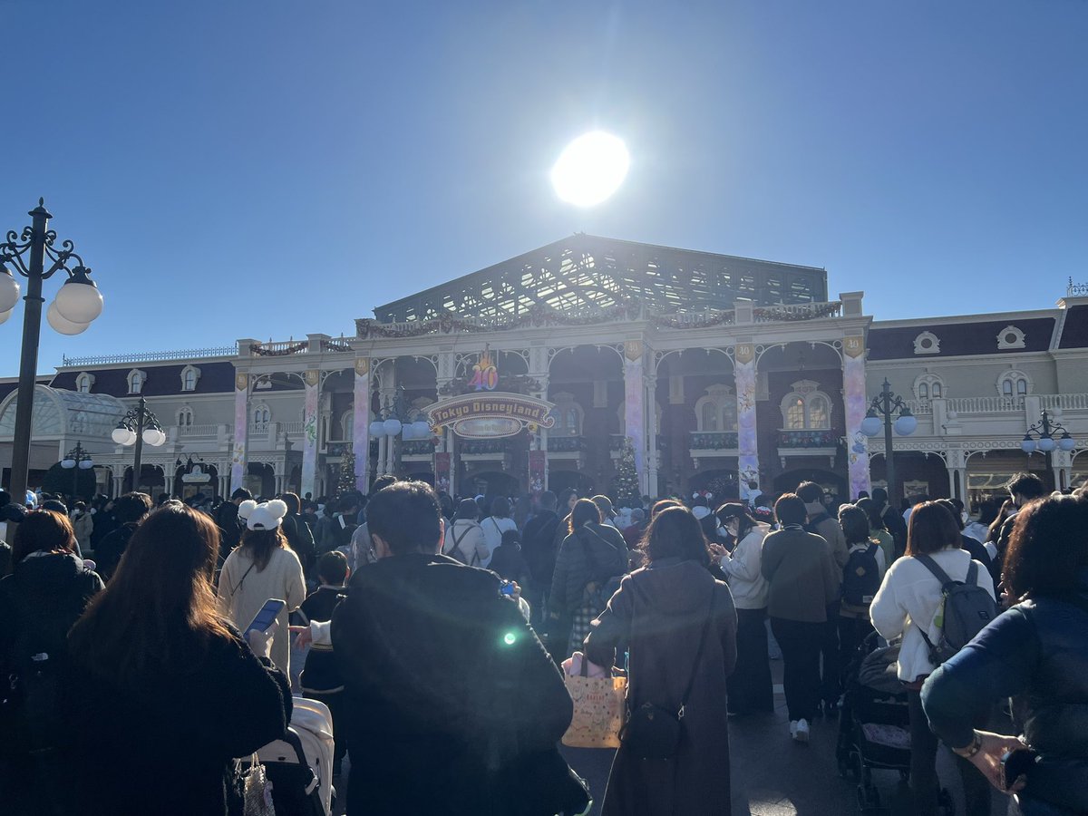 coduckduck's tweet image. 今日はランドにいましたー！
明日はシーですよ（＾ω＾）

#育児日記 #ディズニーランド #disney #TDL_now #ディズニー好きな人と繋がりたい