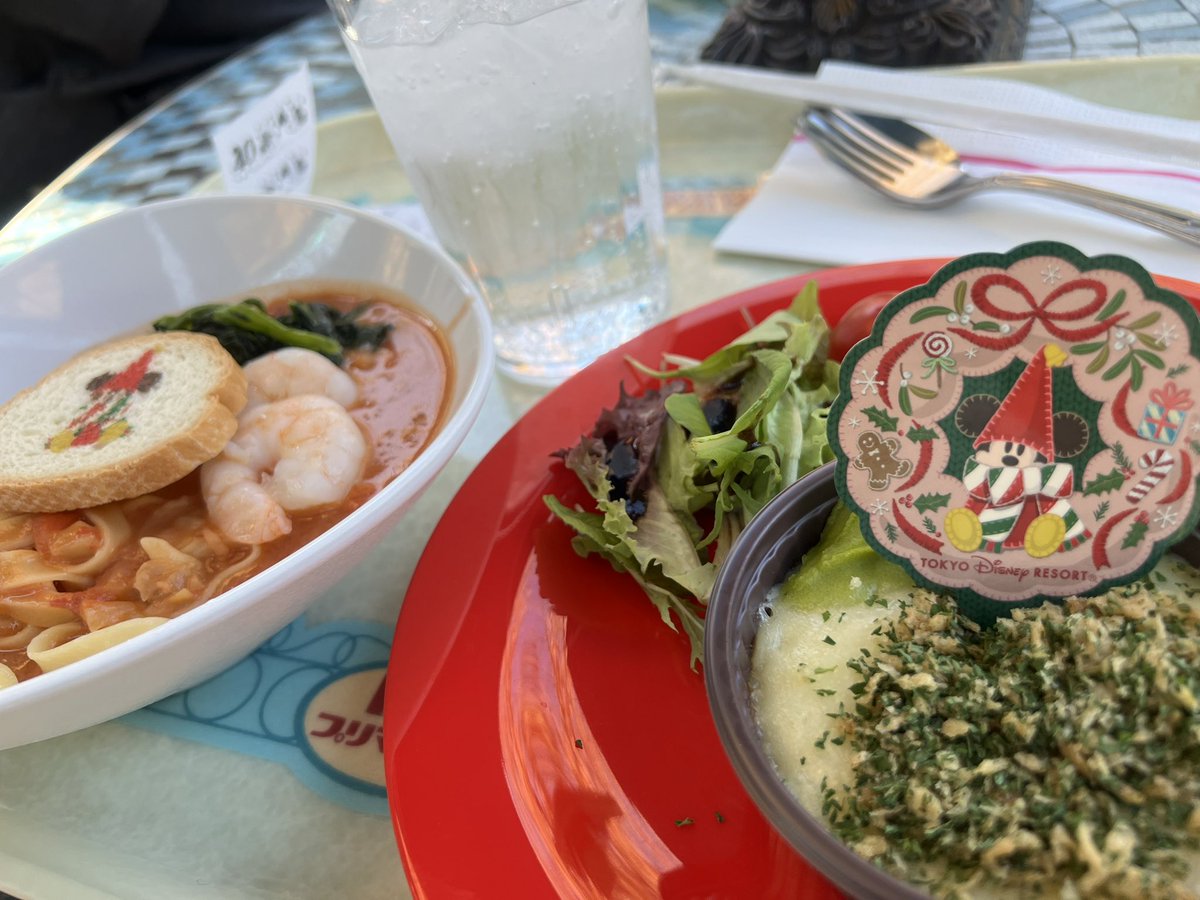 coduckduck's tweet image. 今日はランドにいましたー！
明日はシーですよ（＾ω＾）

#育児日記 #ディズニーランド #disney #TDL_now #ディズニー好きな人と繋がりたい