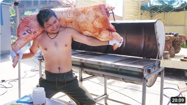 muscles_power's tweet photo. #ハイサイ探偵団の休日 #BBQ #Poke #Pig #HugeBBQ #HugeCooking #GiantBBQ #GiantCooking #HugeFood #GiantFood #GiantDish #HugeDish #GiantMeat #HugeMeat #Giantmeal #巨大肉
100kg豚の半身を丸ごとBBQしてみた
They tried BBQing the whole half of a 100kg pig.
https://t.co/yiL0aZR6Dv @YouTube https://t.co/OLSKajzwOr