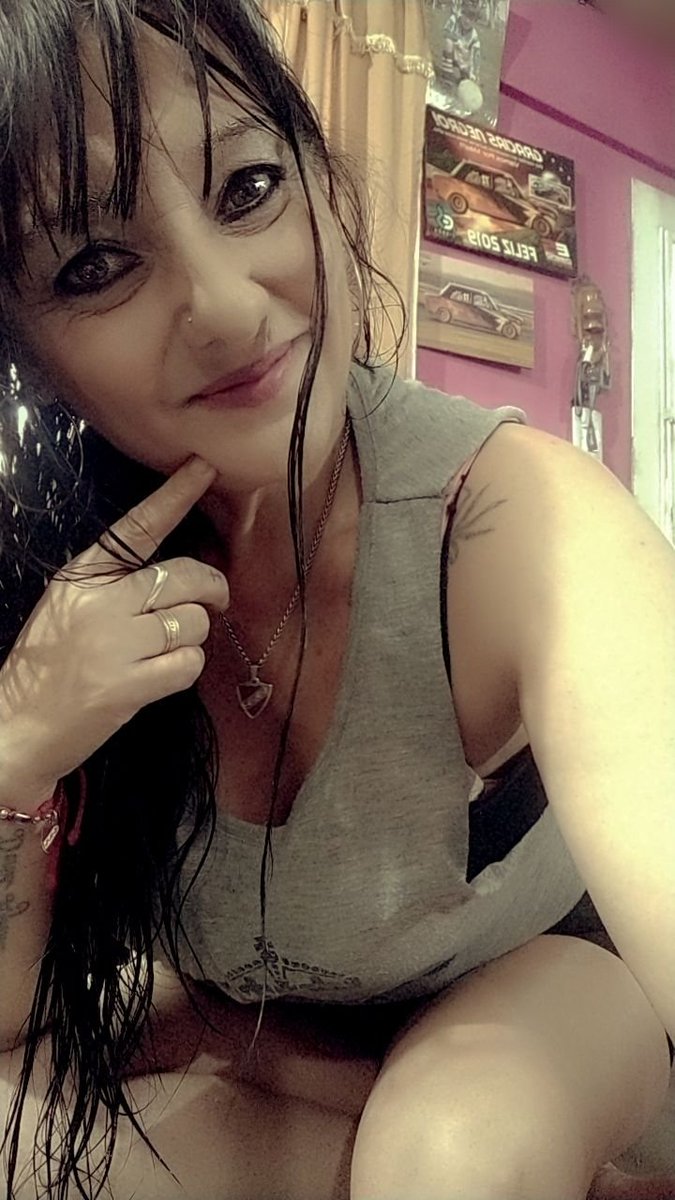 silvia_diablaa's tweet image. ✨La vida está lleno de retos,solo los valientes saben como afrontar sin dejar de #Sonreir ...
Que tengas un excelente dia y vive la vida ,disfruta cada momento que se presente y siempre con una sonrisa...
#BuenDia #FelizInicioDeSemana 
🩷✨💖✨🩷✨💖