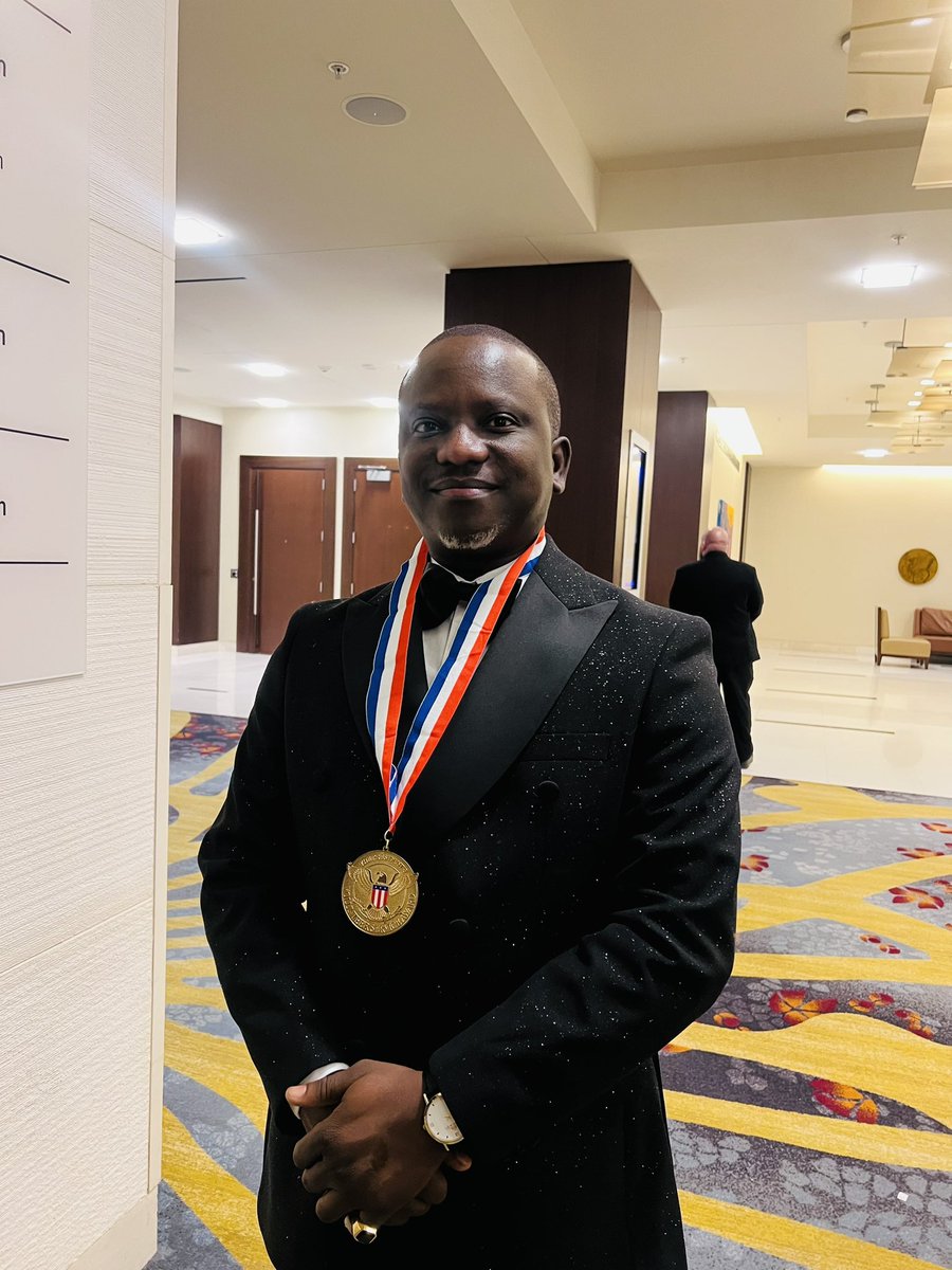 yulisa_ahmadu's tweet photo. I am beyond grateful and honored to share that I was recently recognized and awarded a lifetime achievement award by the President of the United States, Joe Biden; Presented by the African and Caribbean community leaders this weekend. 

This prestigious honor was presented as a testament of my work back home in Sierra Leone and the impact as a black African youth  in the California African  community. As the youth envoy of Sierra Leone and a proud resident of the United States, I am humbled to receive the highest civil volunteer Award, the highest lifetime achievement award for someone of my nationality living in the USA by the President of the United States.

I am immensely grateful for this once-in-a-lifetime opportunity and will continue to strive for positive change, empowerment, and inclusivity in our society. Let's keep pushing boundaries and breaking barriers together!

Thanks to my new friend HE Anthony Carmona Former President of Trinidad and Tobago and my bro Yok Seven for being my Chief Cheerleaders of the night!!

#TeamJesus #SierraLeone