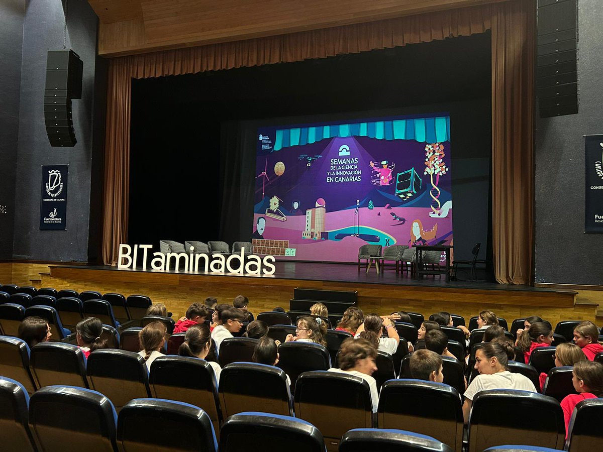 agenciaiisi's tweet photo. #BITaminadas ¡Chicas in Tech en Fuerteventura!
📸 Estamos en la actividad de Semanas de la Ciencia y la Innovación en Canarias 2023 conociendo con Secundaria la experiencia efectiva de las mujeres en el universo STEAM #SCIC23
🫂Con #CUCIC @CabildoFTV @fundacionesplai @aula3i https://t.co/ogzz6tPFQ1