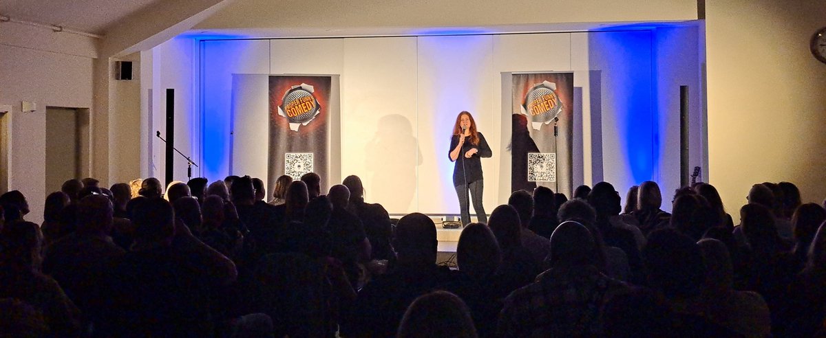ProperFunny's tweet photo. What an amazing night on Saturday in Western Park, Leicester. Massive thanks to @HanSilvo Kevin Hudson, Kent Cameron, @MickyPKerr and @jaynealecomedy.
Big shout out to Peril Design, @TripleCeePee and @HuxleysbarUk. We'll be back.... https://t.co/DyHdB0dDwu
