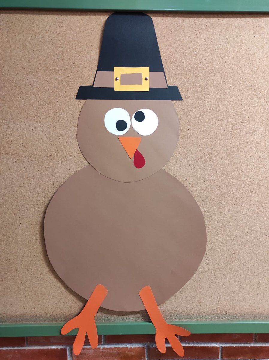 BernalCepa's tweet photo. This week, there is something cooking at CEPA Bernal Díaz del Castillo 🦃 https://t.co/HvUE8MokTQ