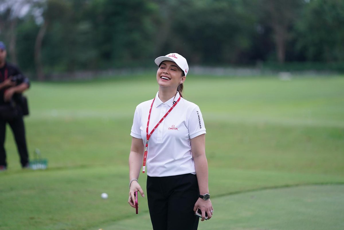 majinglez's tweet photo. my golfer gf at omega trophy event 😌🏌️‍♀️ https://t.co/tUp0X3nLmD