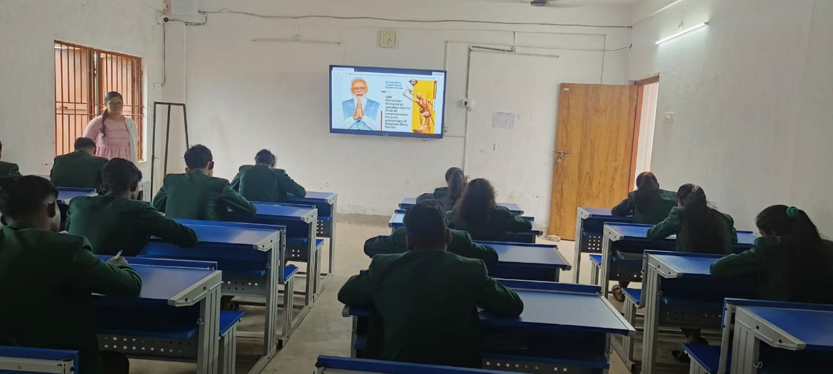 EmrsChandrapur's tweet photo. #JanjatiyaGauravDivas
- #JanjatiyaGauravDivas2023
- #ViksitBharatSankalpYatra
A Quiz competition has been conducted in EMRS CHANDRAPUR https://t.co/fzfkvkeOPV