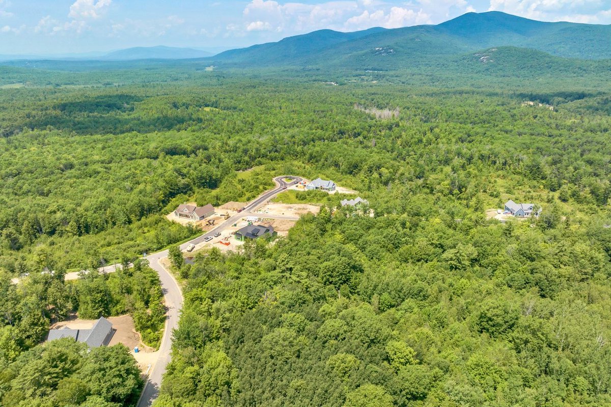 Welcome to your own slice of paradise nestled within the Ossipee mountain range! This remarkable wooded lot spans 1.28 acres and is situated within a new luxury development, promising a lifestyle of tranquility and natural beauty adamdow.com/listing/496960…