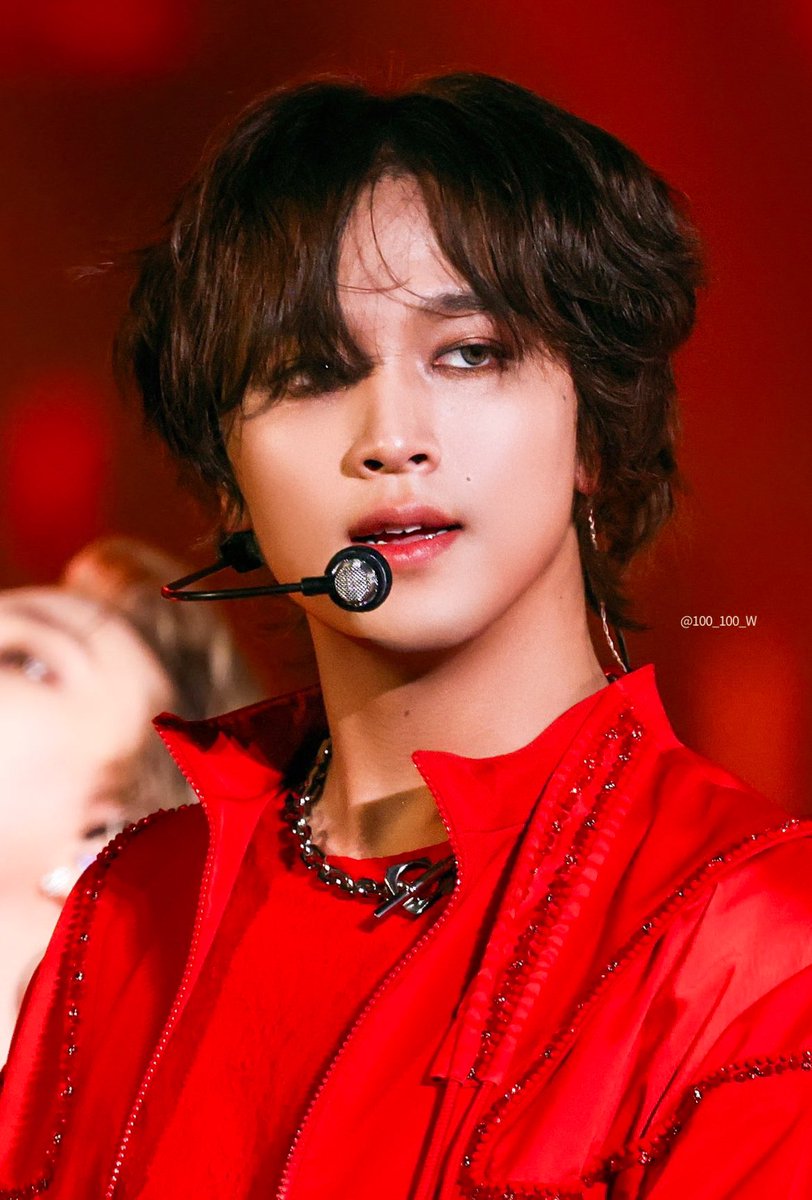 ً (@hclooks) on Twitter photo 