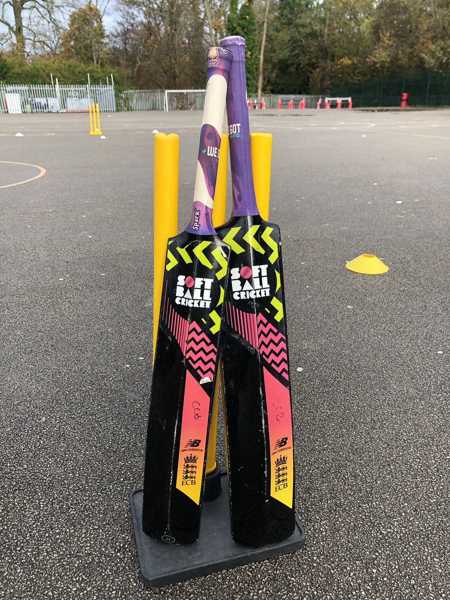 CCBWandG's tweet photo. Out &amp; about on the #Wirral today running some of our Girls Secondary School #Cricket Sessions showcasing some great opportunities for Women &amp; Girls to play cricket in the community! @CheshireCB @ccbschools @IrbyCC @UptonCC @bpcc1846 @OldParkonians @OxtonLadiesCC @WallaseyCC https://t.co/4hwtcEV6PP
