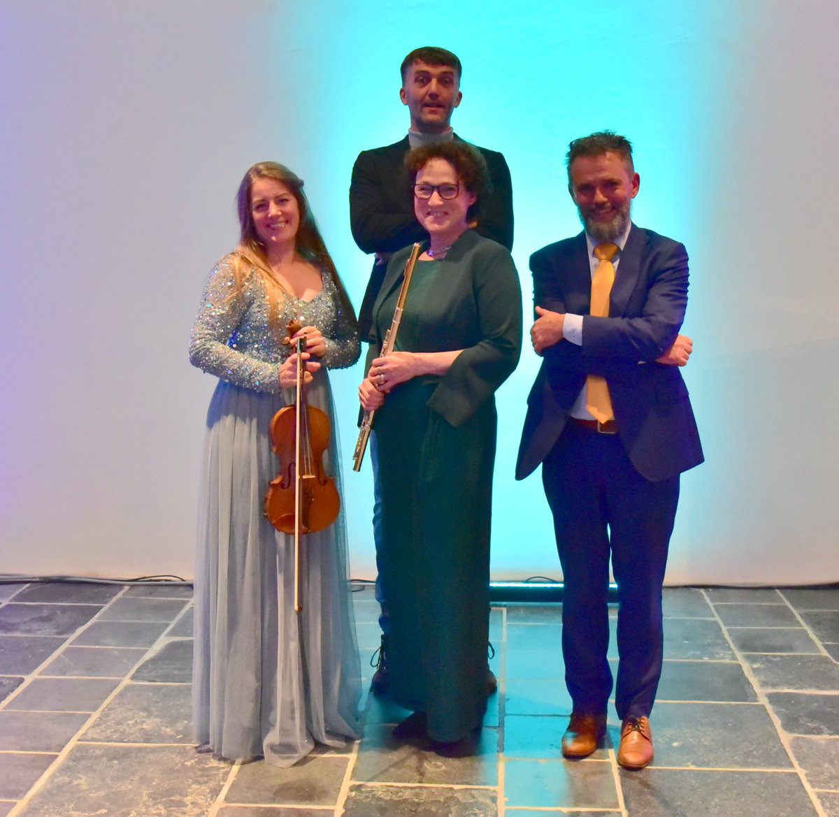 Flying Eagle Concert tweet media