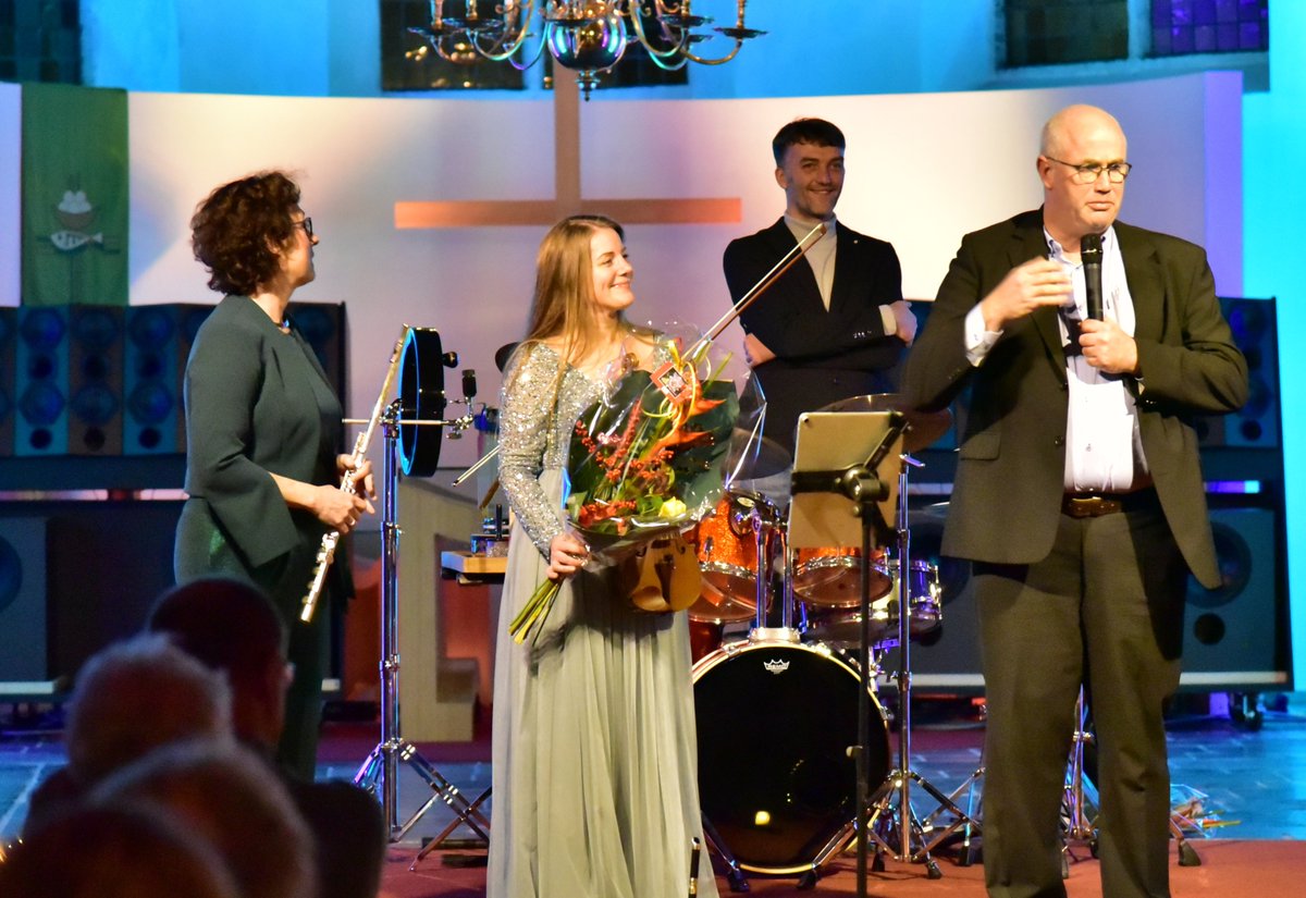 Flying Eagle Concert tweet media