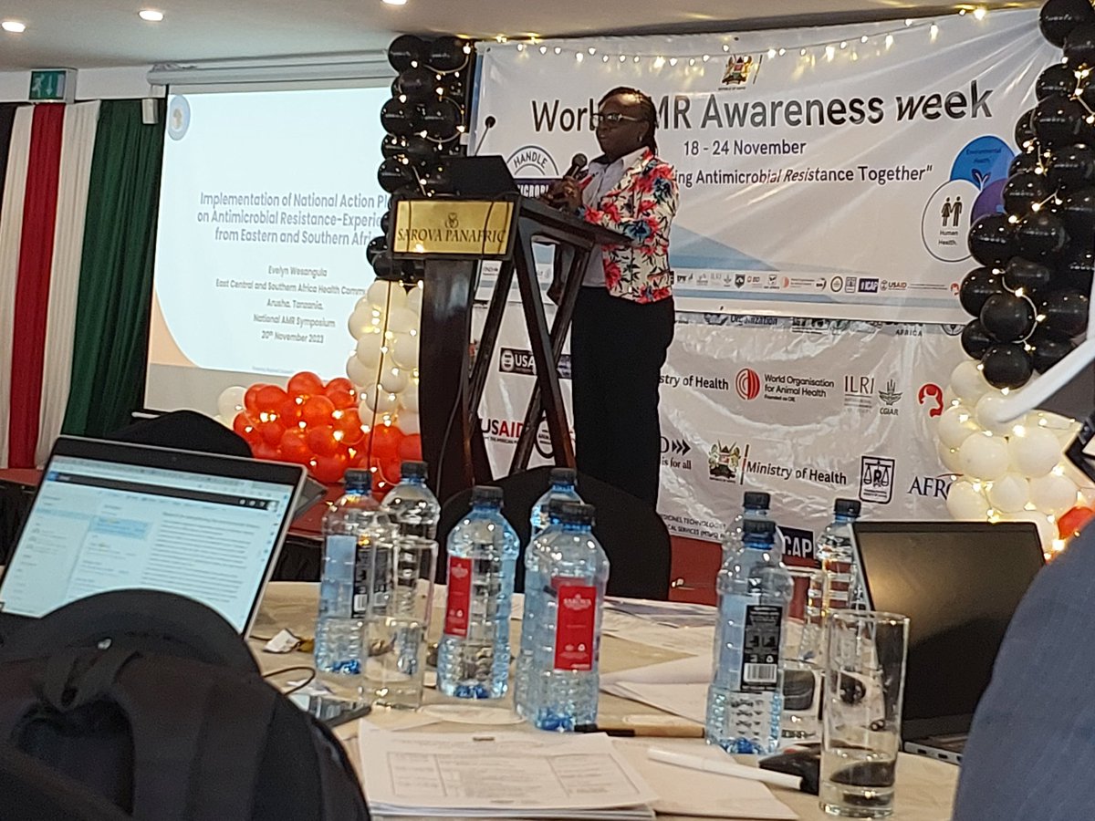 Dr. E. Wesangula, a representative from @ecsahc presenting on Implementation Sciences: Sharing practical experiences in implementing AMR prevention and containment interventions at both national and regional level during #Kenya #WAAW2023 Launch.