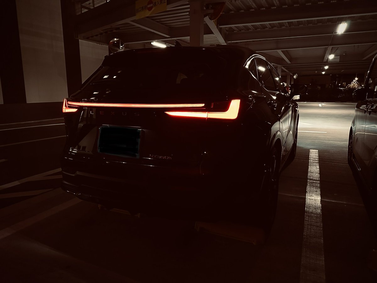 uciiiino's tweet photo. この後ろ姿に惚れて待ち続けた500日が懐かしい。まもなく365日が経過するが、あと1000日くらい共にするのかなー。

良い車です。 https://t.co/y59owr6sHx