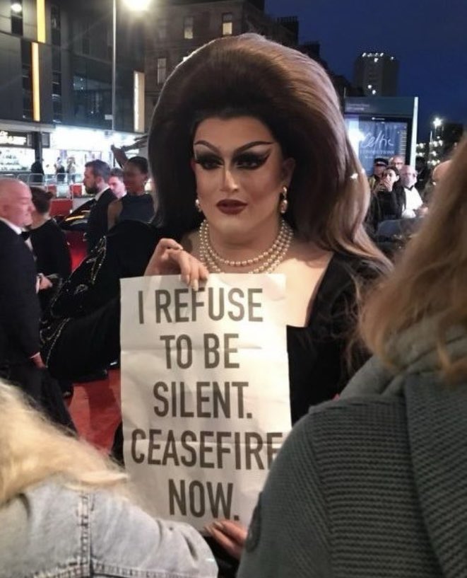 slvt4katya's tweet photo. lawrence at the scottish baftas last night ♥️🇵🇸 https://t.co/Cq7XnelaNi