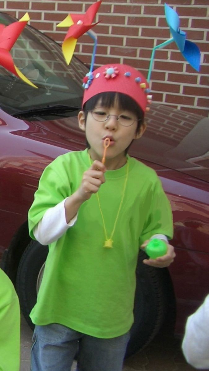 Selamat Hari Anak Sedunia

Lee Jeno few tweets au