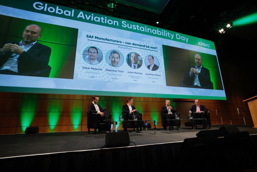 DynamicEventsIE's tweet photo. Some more snaps from this morning. Looking forward to more speakers this afternoon.
#sustainability #esg #aircraftleasing #aviationfinance #aviation #airlines #aircraft #aviationevent #aviationconference #NetZero #DynamicEvents https://t.co/JJGmjk2LkY