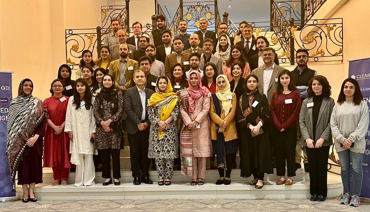 CLEAR_PCA's tweet photo. Day 1 of our flagship Evidence-Based Program Design workshop was a success! Engaging minds and collaborating towards innovative solutions for impactful programs. Here's a glimpse of our dedicated participants. 

@GEI_GlobalEval
#EBPD2023 #MandEforClimate https://t.co/l8Vxh2fx0Z