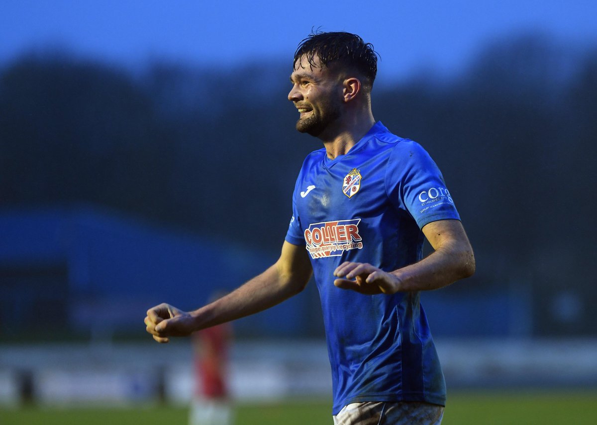 CowdenbeathFC's tweet photo. Like so? 

3 goals in 3 games for @ewanmacpherson4 now 🔥

📸 @DWardlepix https://t.co/t77xQXU8W3