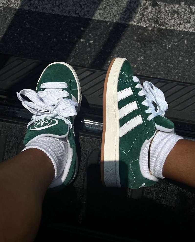 CaminoTV's tweet photo. La adidas Campus 00s Green 🪲 

Lien affilié https://t.co/HJPIizzkj2 125€ https://t.co/6CMyqaA5PA