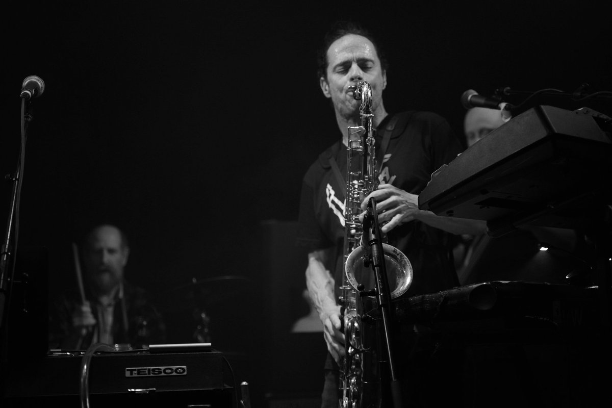 Gezarie's tweet photo. @MrBungle @melvinsdotcom Come on. You miss them, we miss them. Melbourne needs this https://t.co/oFvQ8YtpfL