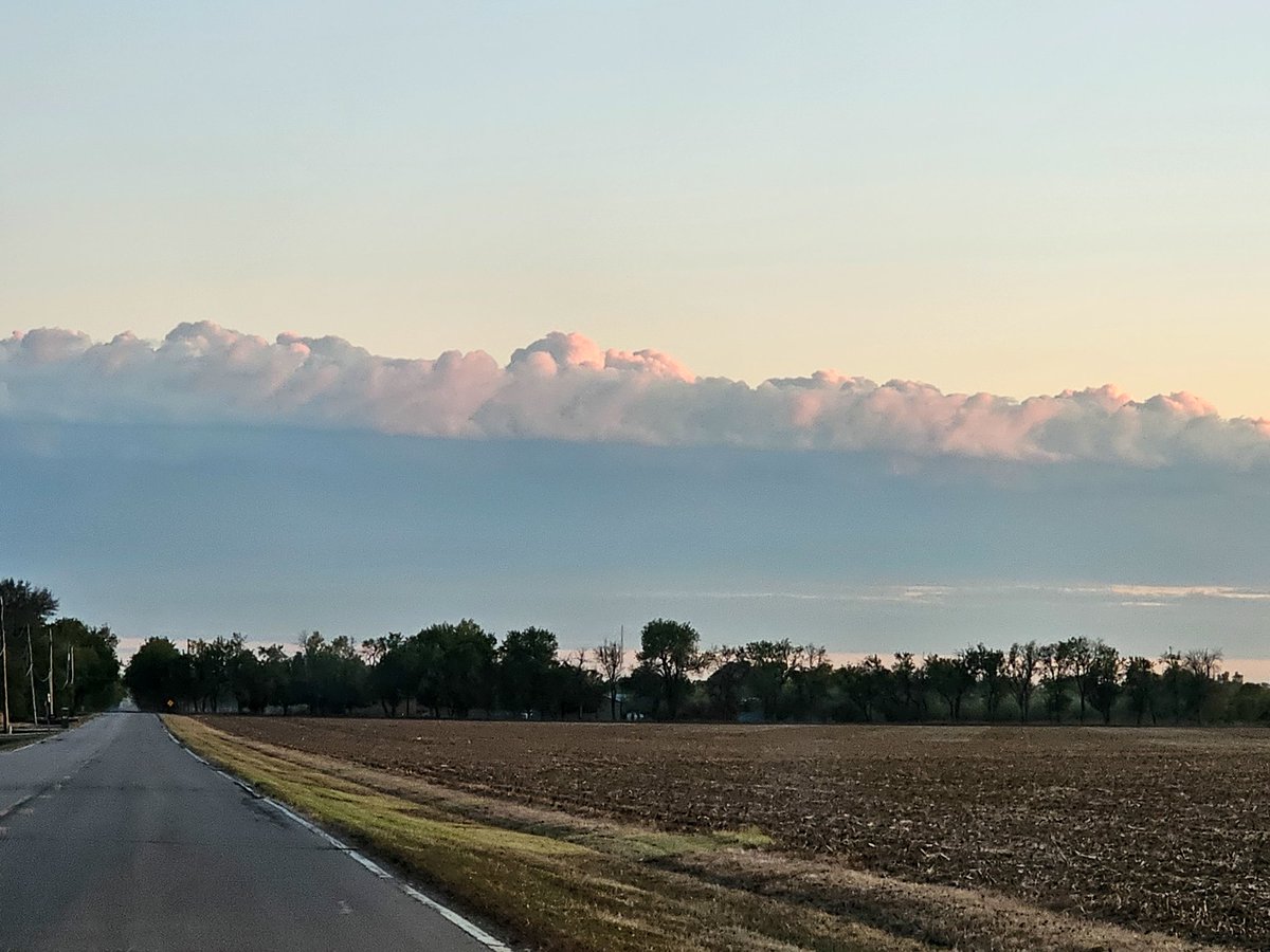 MountsofKansas's tweet image. #kansas #mountains #easternfront