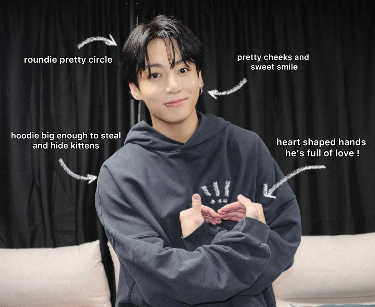 fairytaegis's tweet photo. he qualifies as a little guy https://t.co/IujzHftcDT