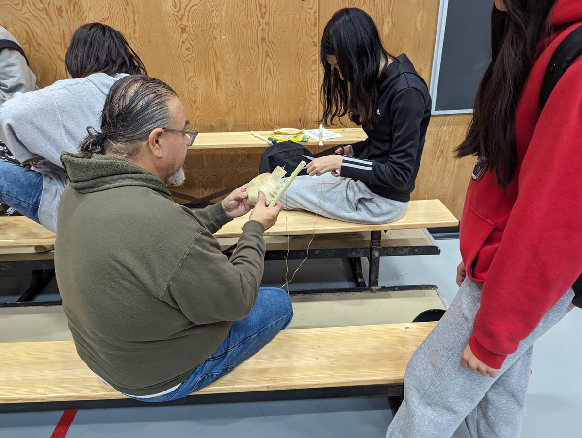 Exciting day at Wiikwemkoong High School! Grade 8 students delving into Anishinaabe traditions, crafting traditional shakers with the guidance of Knowledge Keeper Brian Peltier. Embracing culture, heritage, and hands-on learning! #IndigenousEducation  #wiikwemkoongproud