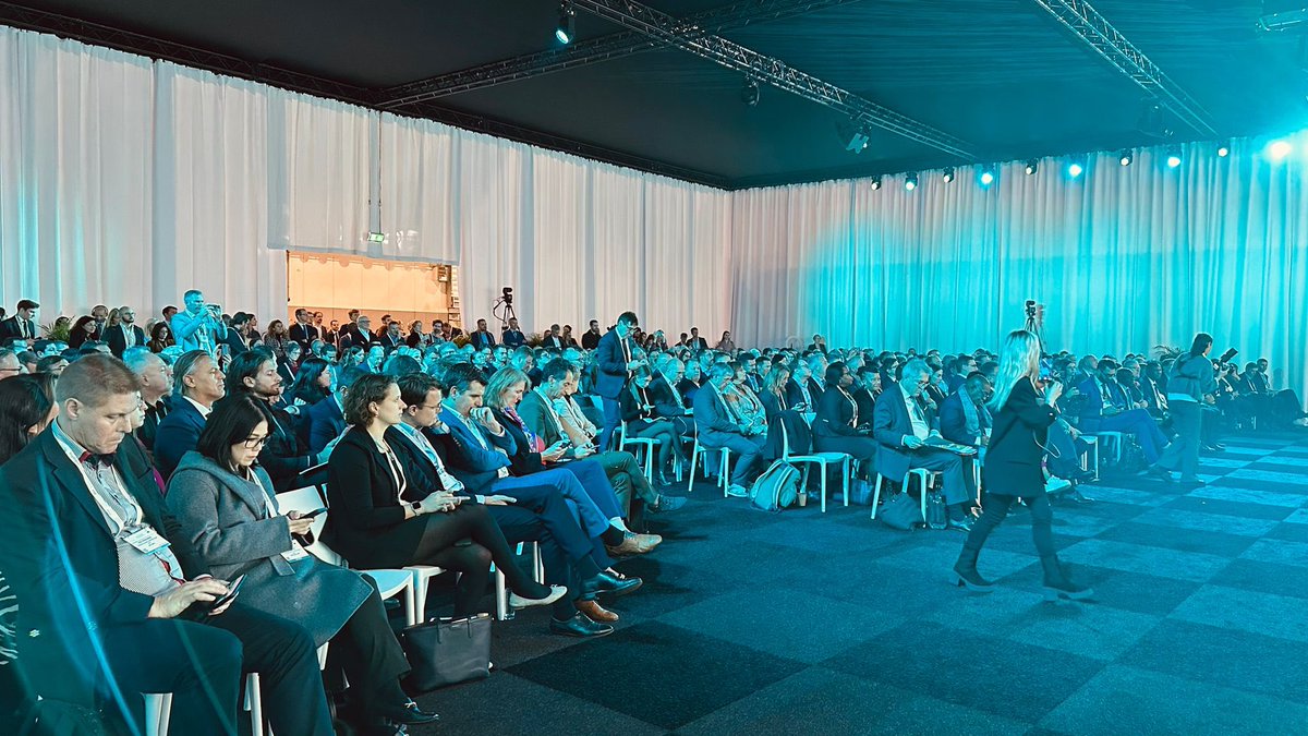 EUH2Week's tweet image. 1/#StartingNow: Opening Session of the European Hydrogen Week 2023!

🌍 Hydrogen and the global challenges ahead

Are you joining us? #EUH2Week