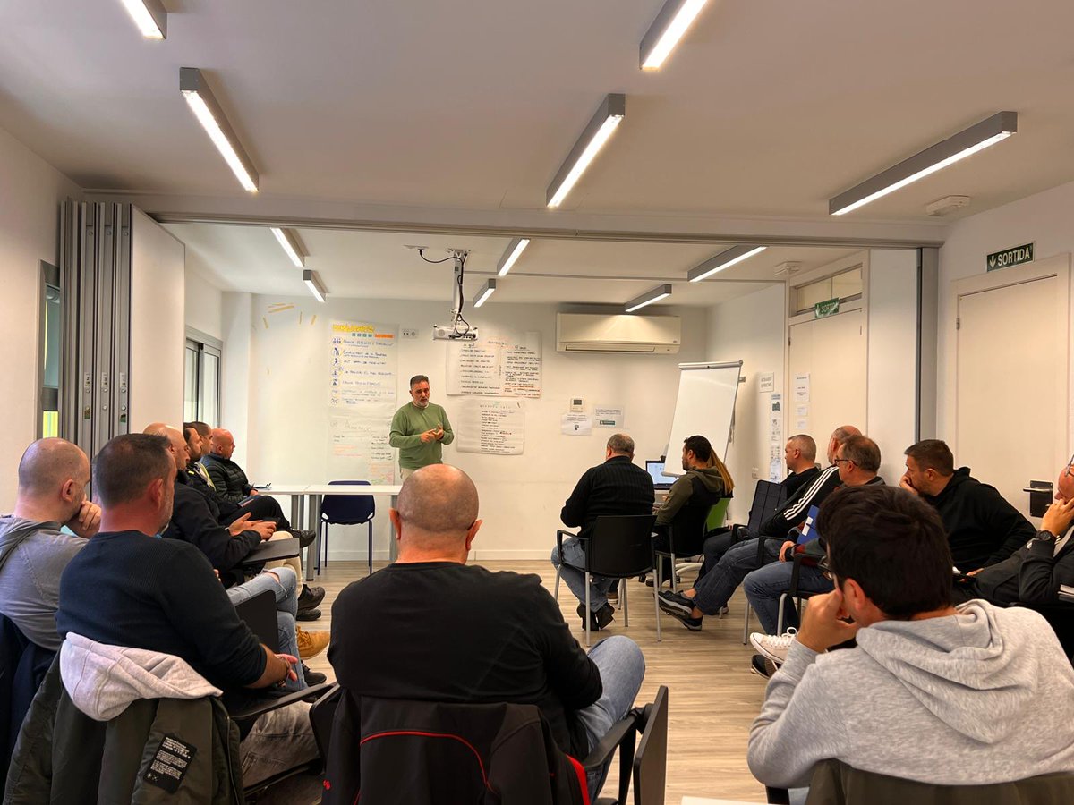 Formació Diputació de Barcelona tweet media