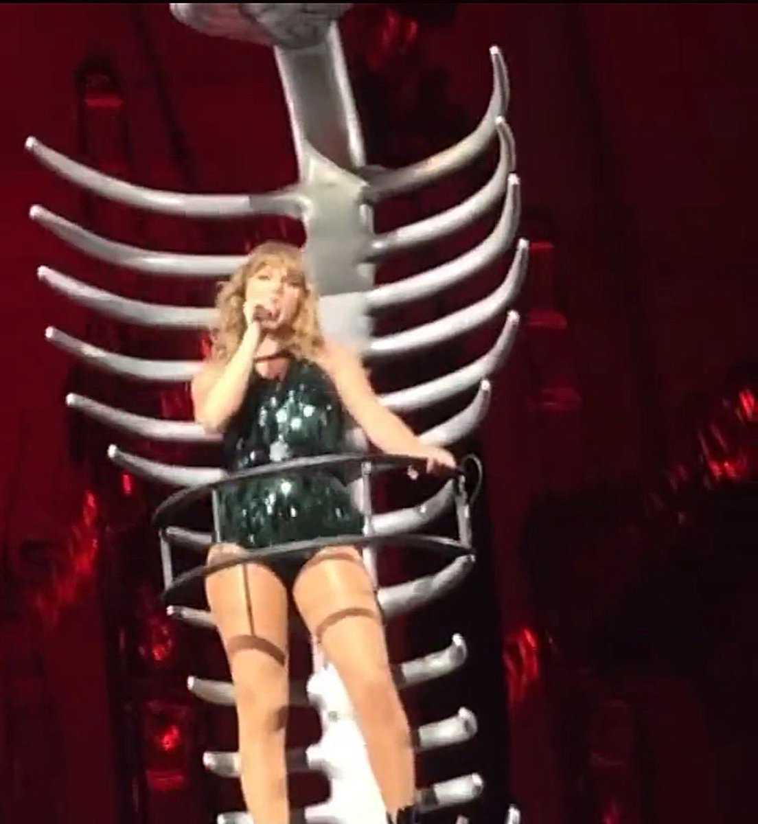 abby__swiftie's tweet photo. #reptourTokyo
2018年11月20&21
5years😭🐍🖤
大好きな大好きなアルバムreputation のスタジアムtour🐍
日本はWorld tour のラスト🥹
セトリも演出も最高にカッコよかった🖤
アイシテマース tokyo!!ってTaylorの声が鮮明に思い出される😭✨
また聞きたい🫶
アイシテマース!!tokyo!! https://t.co/ntJHo1zExs