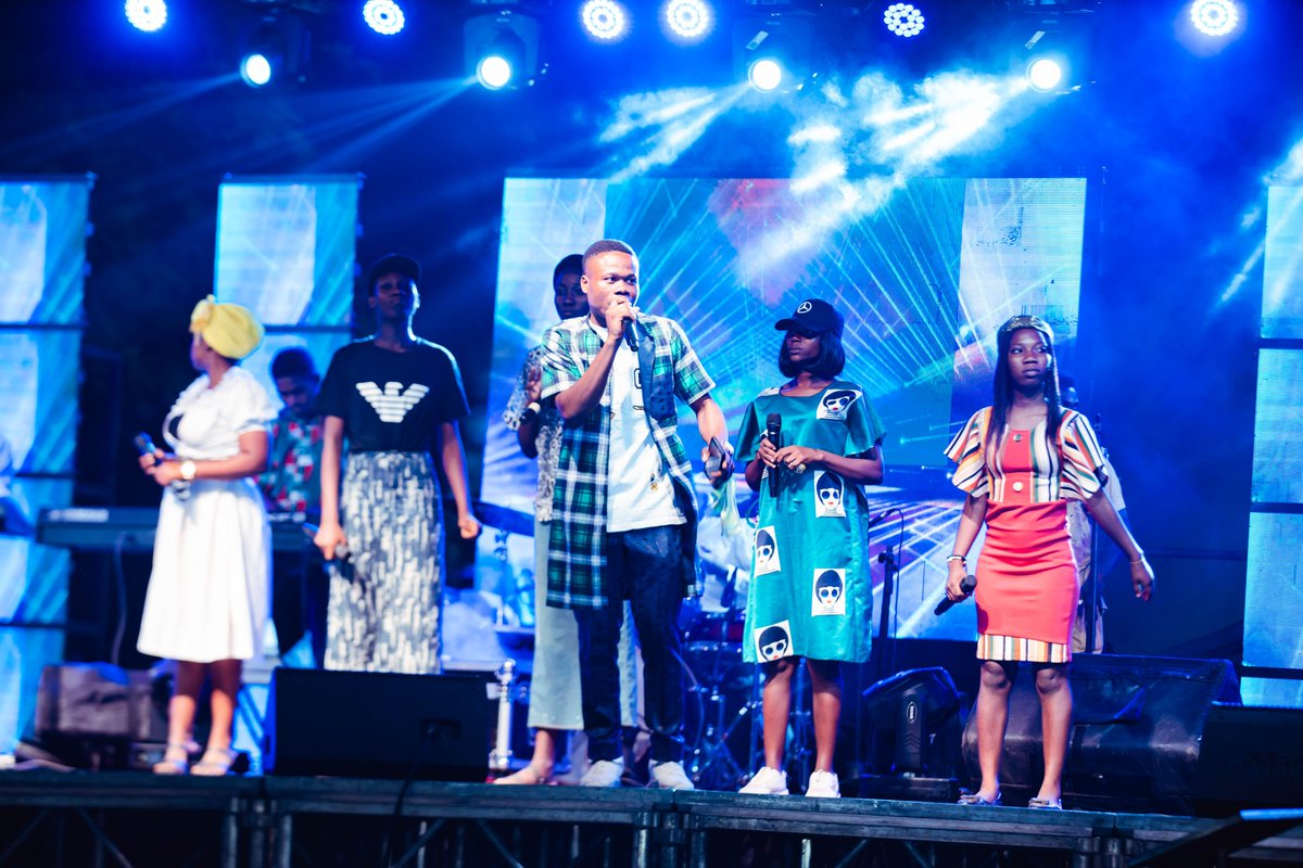 MegaPraiseOg4's tweet photo. Let's unite in worship and rise to new heights together!

#MegaPraise23 #RCCGOGUNProvince4 #PraiseAndDominion #CountdownToMegaPraise #SpiritualGrowth #DivineConnection #ElevateWithPraise #FaithInFocus #DominionInWorship #SoulfulCelebration #HarmonyInTheHallelujah #CelebrateFaith https://t.co/r0Q0hgK3cp