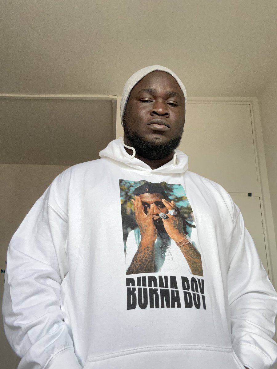 Tommyleewiz's tweet photo. Tables don’t turn, na who get sense dey change him chair.
 #ITOLDTHEM 

@burnaboy came through with another set. https://t.co/94MIOXDKD6