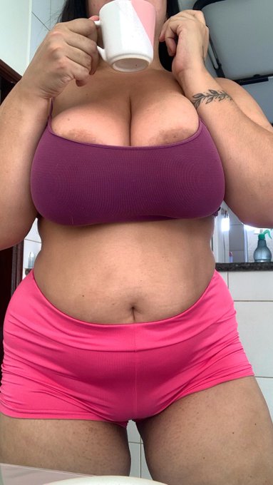 Bom dia! 🩷💜 https://t.co/4daAsizcwD