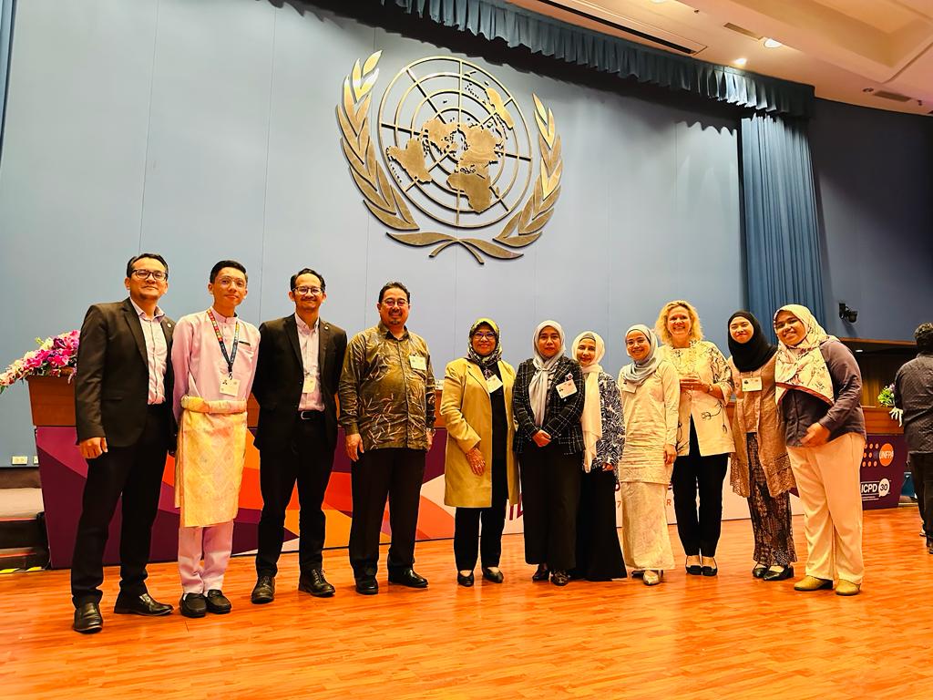 AsaTorkelsson's tweet image. Successful conclusion to the momentous #APPC7 Population Conference in #Bangkok for the vibrant delegations of #Malaysia and #Thailand !
An imporrant milestone on the road to #ICPD30 and a joy as well as honor to join !
@UNFPAAsiaPac