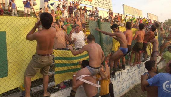 Finales disputadas por #Huracan en #LigaCordobesa 

1930 1°B 9 de Julio 2-1 Huracán 👎
1983 1°A Unión San Vicente 3-1 Huracán 👎
1993 1°A Huracán 2-0 Unión San Vicente 👍
2023 1°B Huracán Talleres ❓

🎤 <a href="/joronado/">Julio Oronado</a>